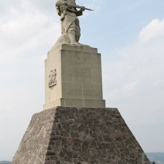 Léomont memorial
