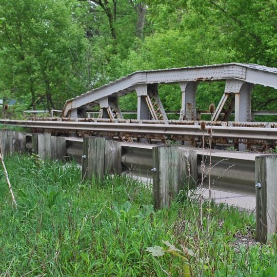 Lilley Road–Lower Rouge River Bridge