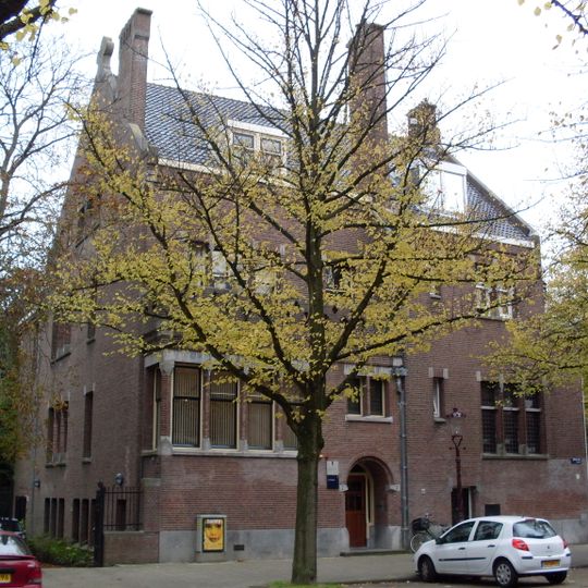 Linkerdeel van dubbele villa