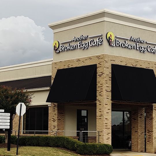 Another Broken Egg Cafe