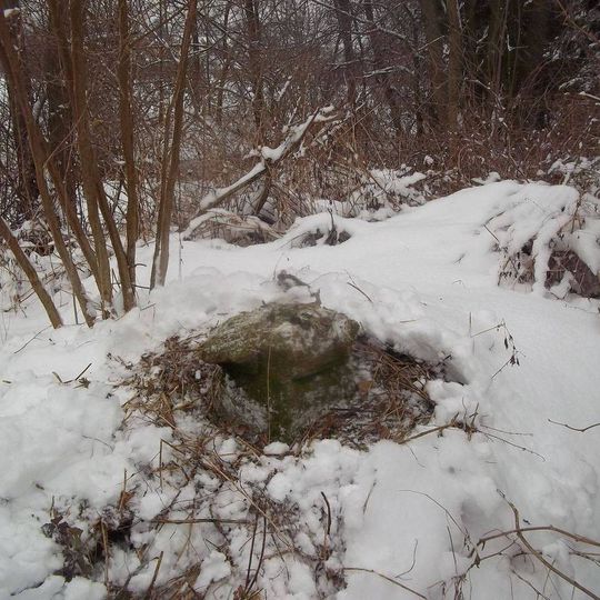 Kříž u polní cesty jižně od Žákavy