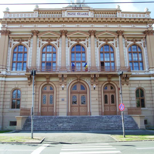 Moise Nicoară National College