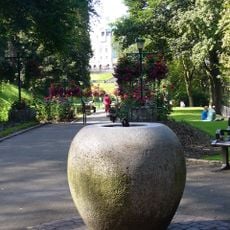 Sculpture commemorating Mary Slessor