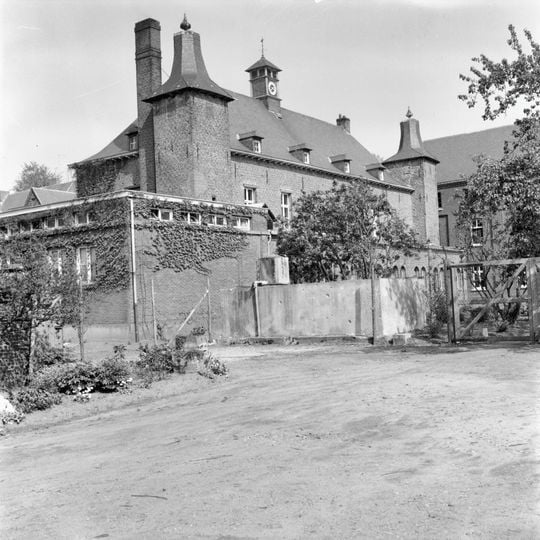 Exaten Castle