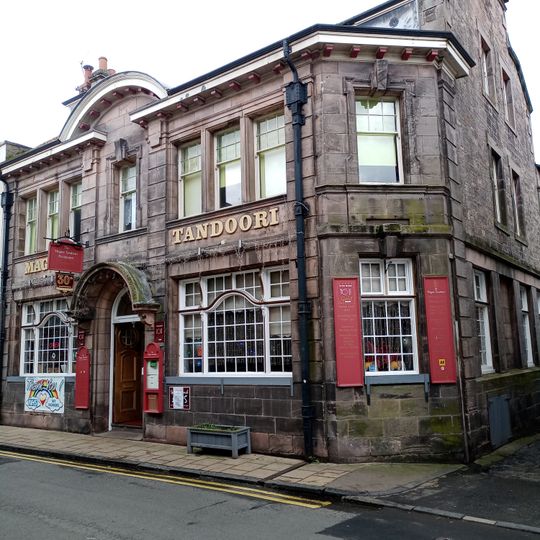 Old Hen And Chickens