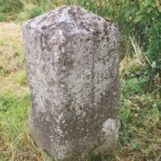 Milestone, Oxford Road; E of Myze Farm