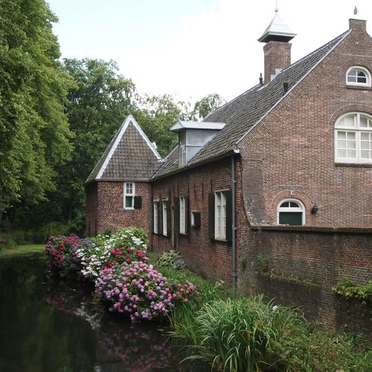 Slot Zuylen, tuinmanswoning