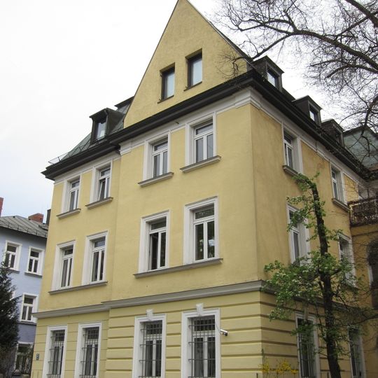 Mietshaus
