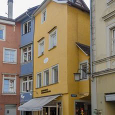 Wohn- und Geschäftshaus