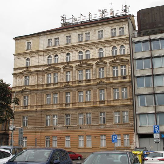 Novorenesanční kancelářský Dům