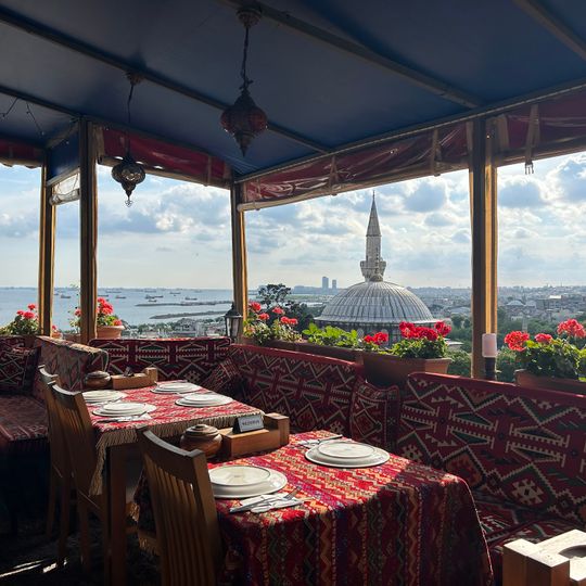 Myterrace Cafe & Restaurant