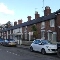 25–29, High Street