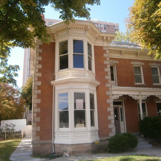 Lewis S. Hills House