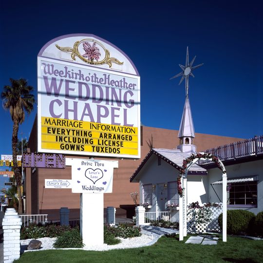 Wee Kirk O' the Heather