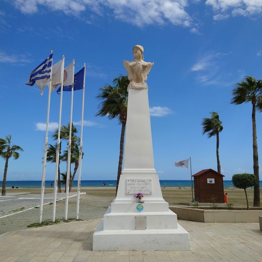 Kimon seafront promenade