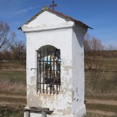 Výklenková kaplička jižně od Ohrazenic