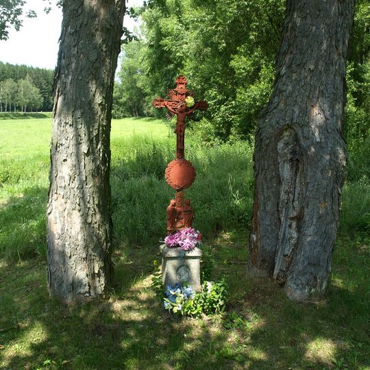 Kříž u polní cesty severně od Luk nad Jihlavou