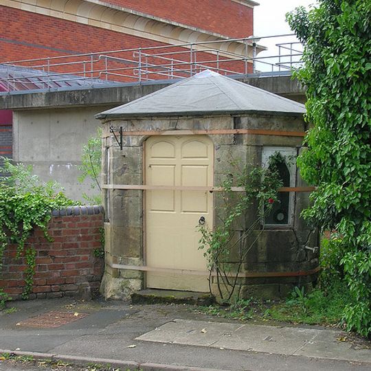 Turnpike Shelter At East End Of Mythe Bridge