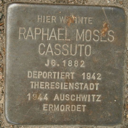 Stolperstein dedicated to Raphael Moses Cassuto