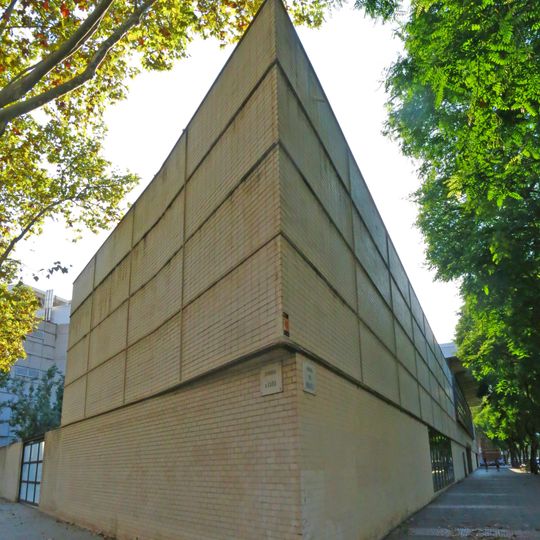 Pavelló municipal de la Nova Icària