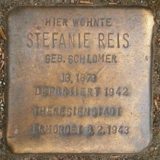 Stolperstein dedicated to Stefanie Reis