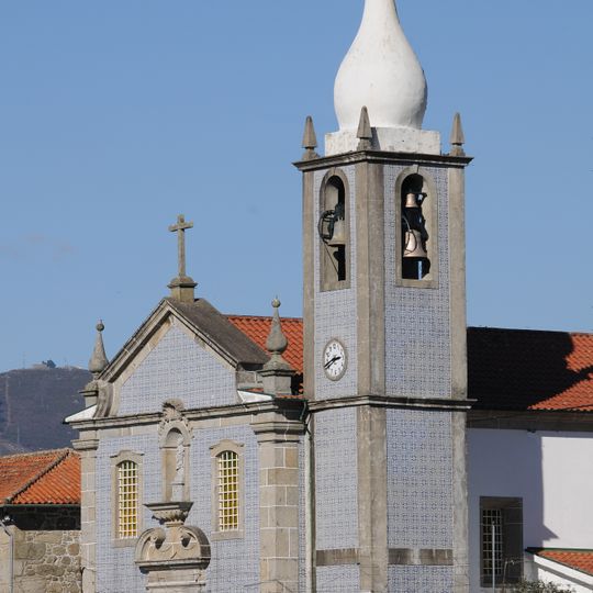 Igreja Paroquial de Crespos
