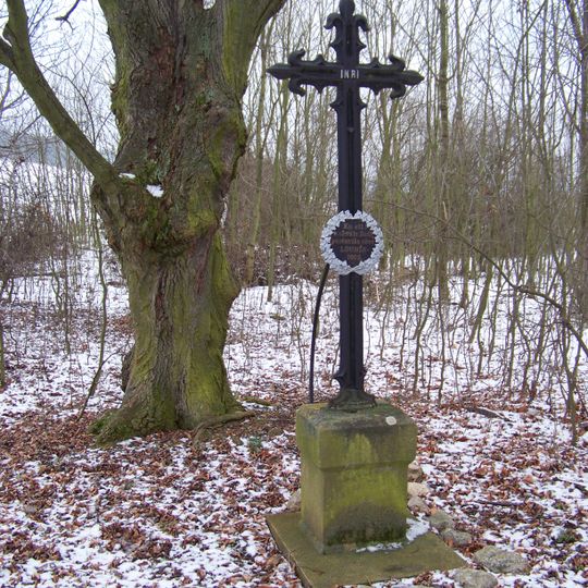 Kříž severozápadně od Lounína