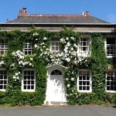 Rose in Vale Country House Hotel