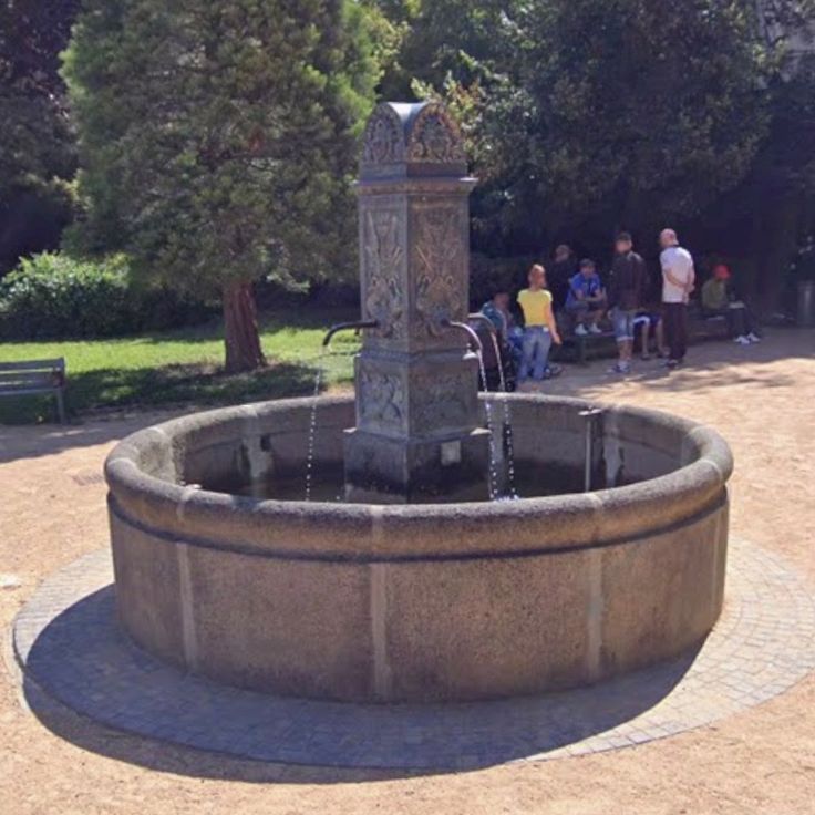 Fontaine du Square Blaise Pascal