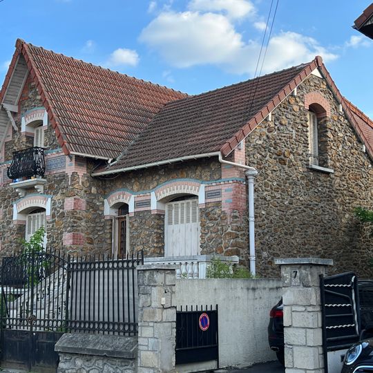 Maison, 5 rue Montaigne