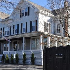 House at 5 Bennett Street