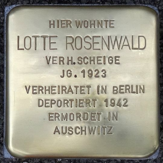 Stolperstein dedicated to Lotte Rosenwald