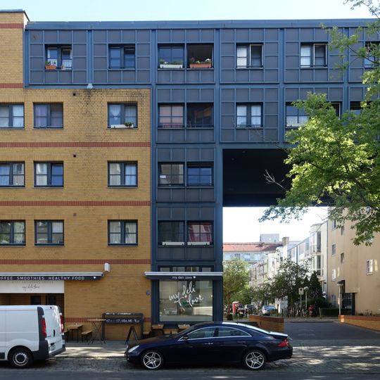 Torhäuser Lützowstraße 44, 46, 48, 50