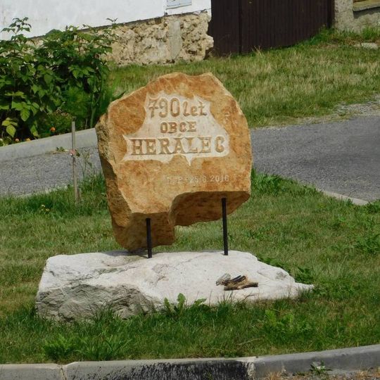 Památník 790. výročí založení obce Herálec