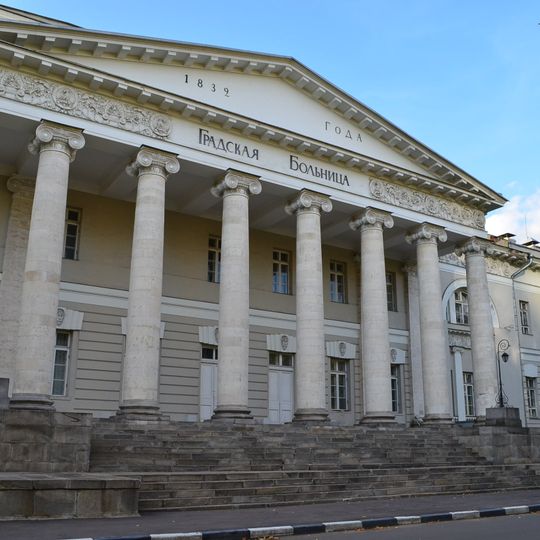 Центральный корпус с интерьерами