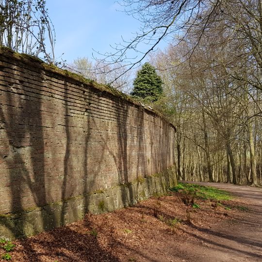 Dunnottar House, Walled Garden And Shell House