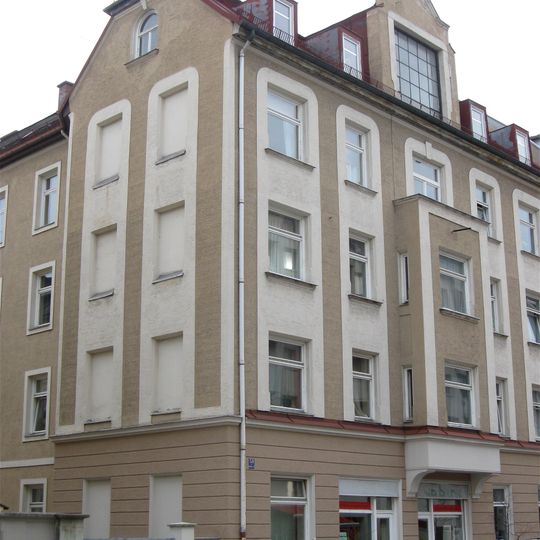 Mietshaus