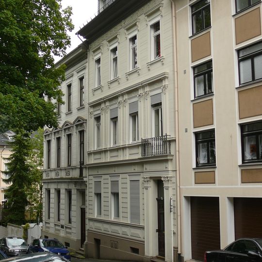 Sadowastraße 9