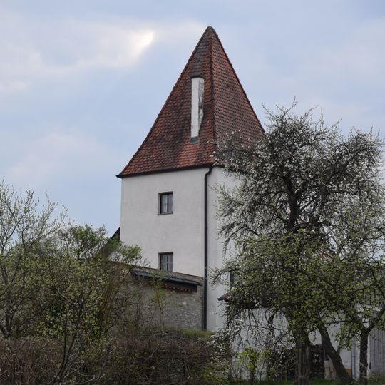 Tour défensive de l'avant-cour