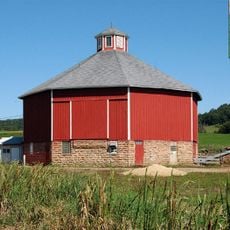 Tim Thering Octagon Barn