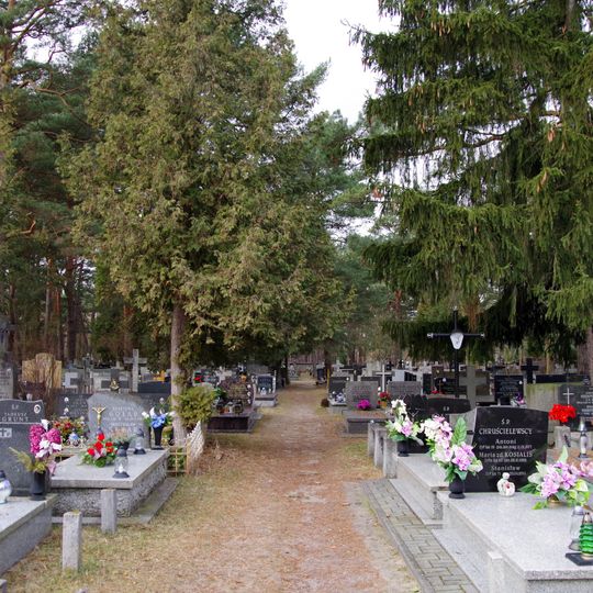 Cmentarz rzymskokatolicki parafii p.w. Matki Bożej Częstochowskiej w Józefowie