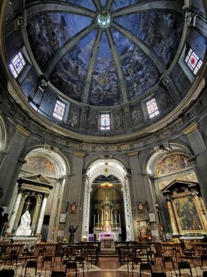 Interior 0