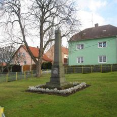 Pomník padlým v Benešovicích