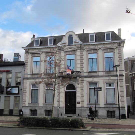 Complex Heuvelring 100