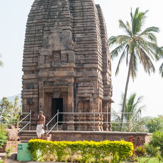 Sri Somesvara temple