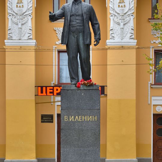 Monument to Lenin in Volkhov