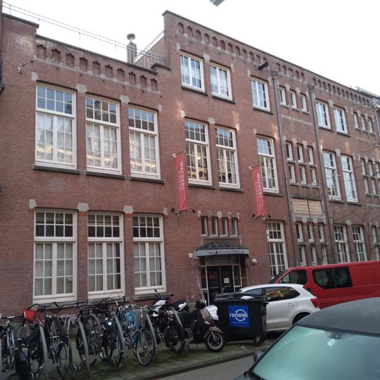 Eerste Helmersstraat 271
