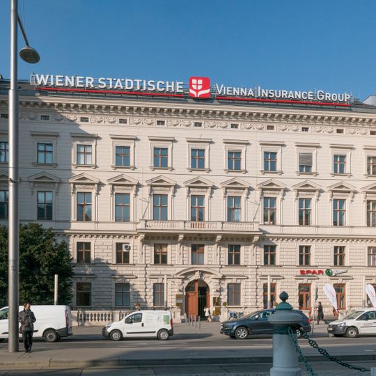 Wohnhaus Wertheim, ehem. Hotel Majestic