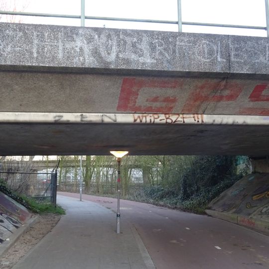 Spoorbrug Paadje van duizend treê