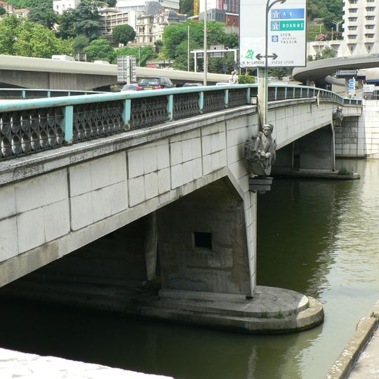 Pont Kitchener-Marchand